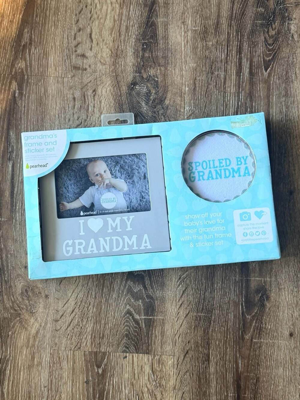 Pearhead Grandma's Frame and Sticker Set